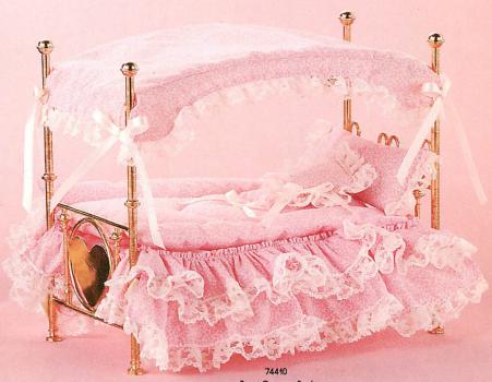 Vogue Dolls - Ginny - Brass Canopy Bed - Furniture